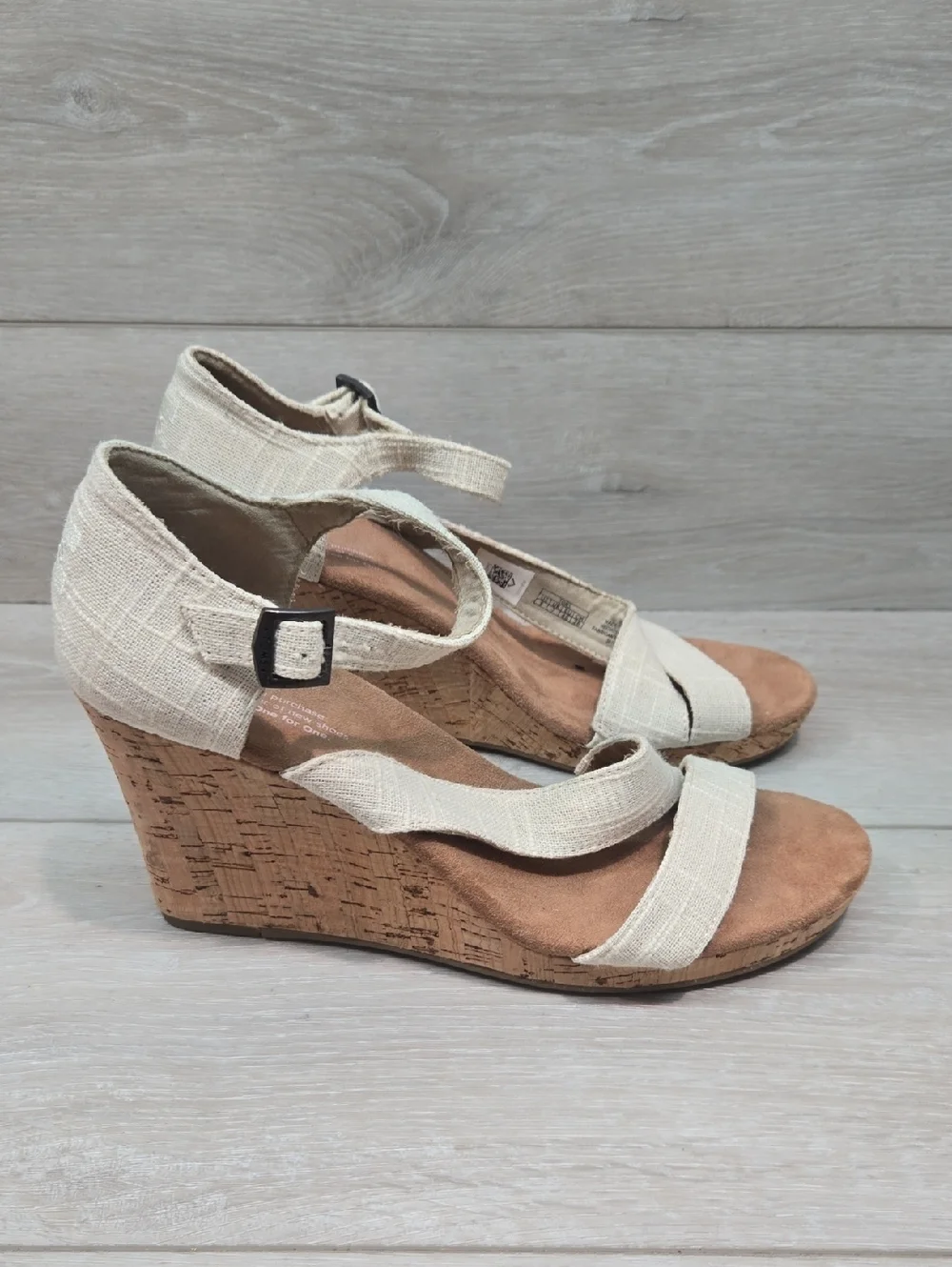 Toms Women Cork Wedge Sandals  Ankle Strap in Natural Shoes Sz 9